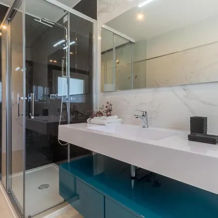 Meridian Unita 5 Lägenhet *