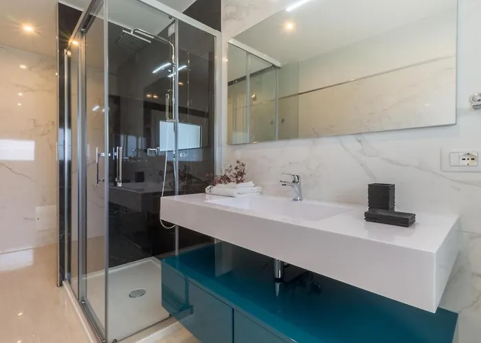 Meridian Unita 5 Apartman *